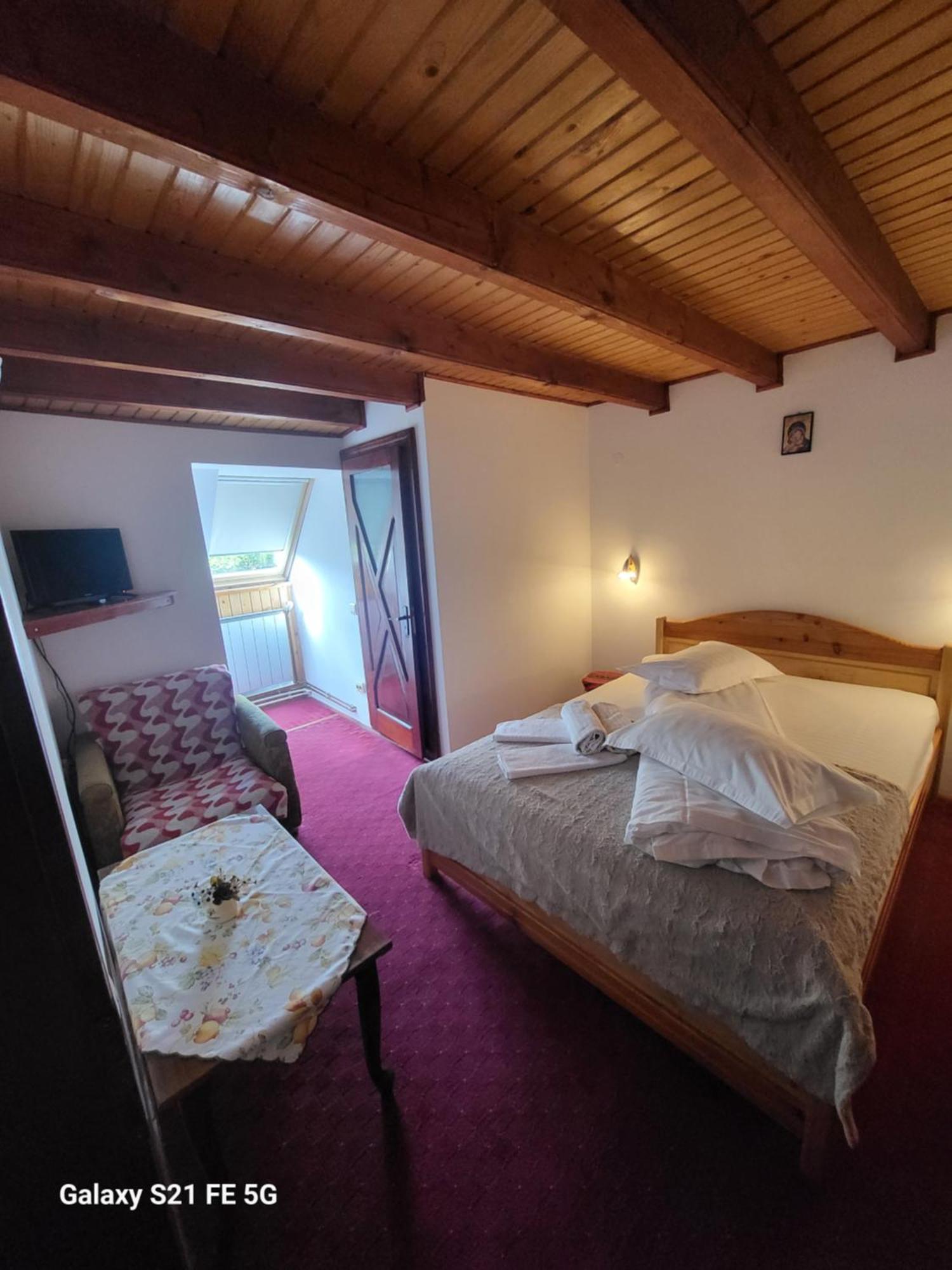Casa Ernst Hotell Moieciu de Jos Rom bilde